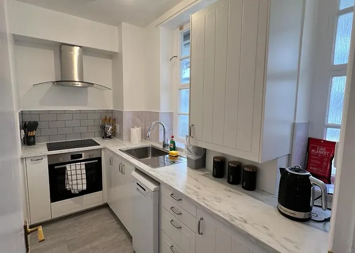 1 Bed Apartment - Centrally Located In The Heart Of Westminster
