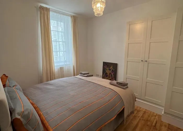 1 Bed Apartment - Centrally Located In The Heart Of Westminster